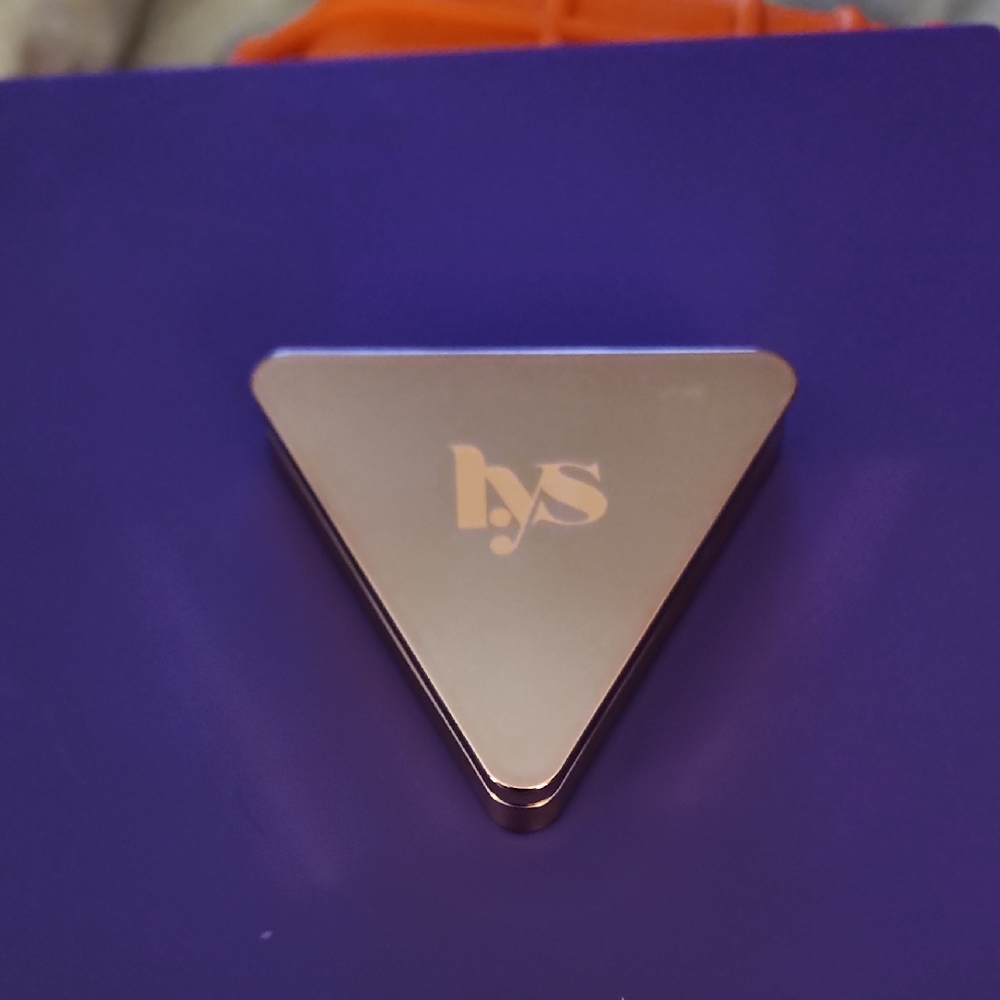 LYS No Limits Bronzer